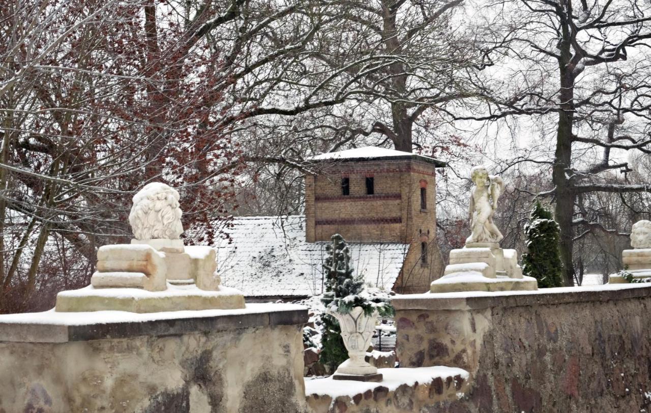 Event- Kultur & B&B Kunst Schloss Neuenhagen Uebernachten Im Denkmal Bad Freienwalde Exteriér fotografie